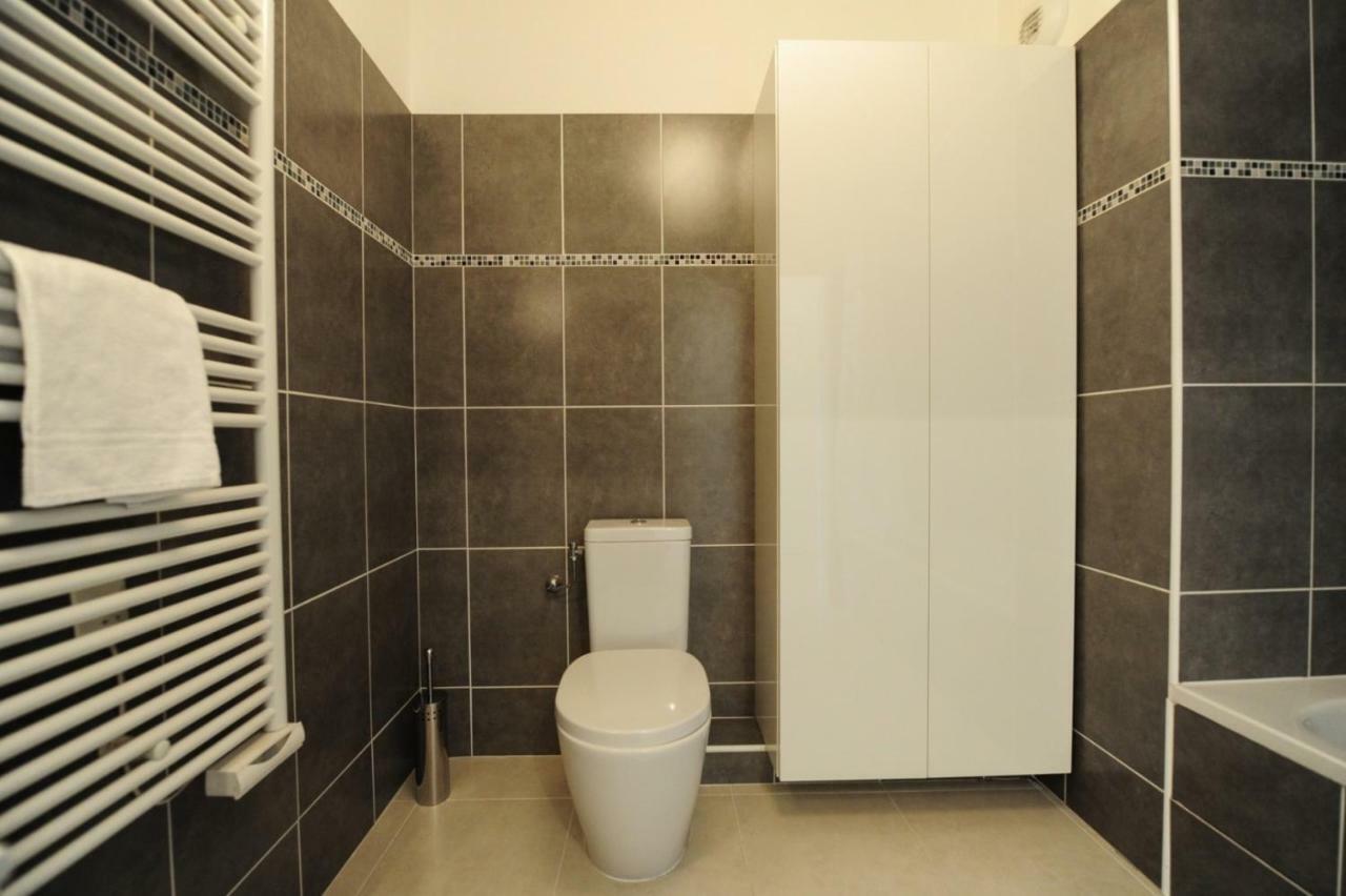 Mini Suite Othello - Five Stars Holiday House นีซ ภายนอก รูปภาพ